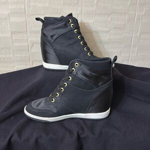 Womens Bebe Charlane Wedge Sneakers size 9